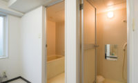 Owashi Lodge Bathroom | Upper Hirafu