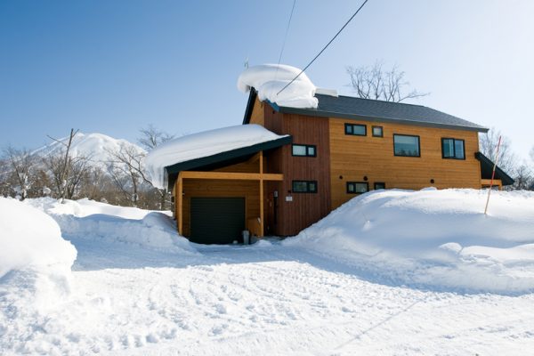 The Chalets at Country Resort Erimo Outdoor Area with Snow | West Hirafu