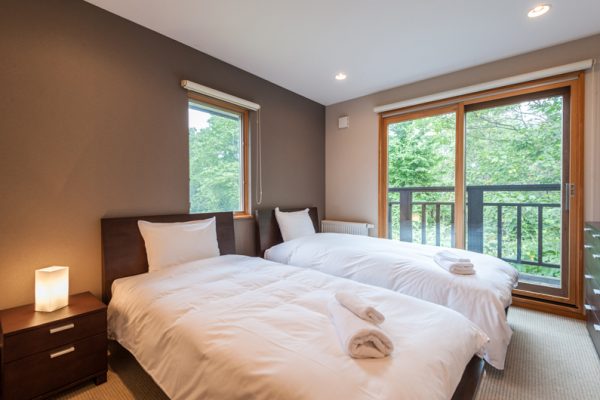 The Chalets at Country Resort Kuttara Twin Bedroom with Balcony | West Hirafu