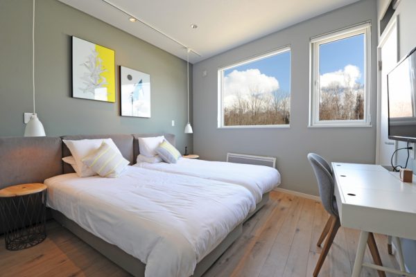 The Orchards Niseko Kaede Twin Bedroom with Study Table and TV | West Hirafu