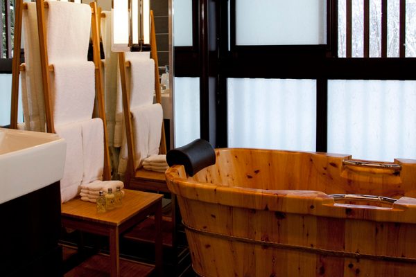 Kasara Townhouses En-Suite Bathtub | Niseko Village
