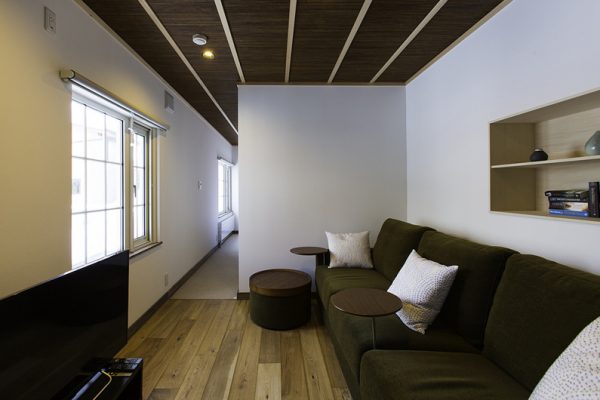 Gresystone Lounge Room | Lower Hirafu