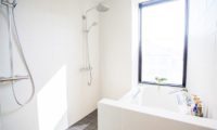 Hirafu 188 Apartments Bathroom with Shower | Upper Hirafu