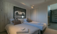 Millesime Twin Bedroom with Carpet | Lower Hirafu