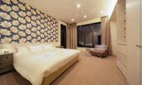 Amo 54 Bedroom with Seating Area | Upper Wadano