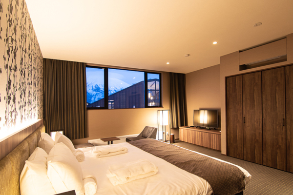 Panorama Niseko Bedroom with TV | East Hirafu