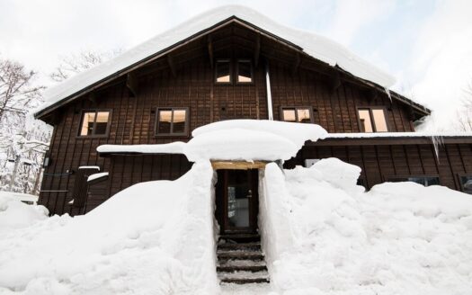 Rare Opportunity – Iconic Niseko Property with Restaurant & Apartments