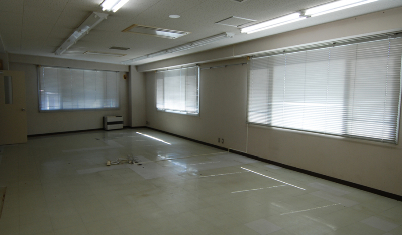 Niseko Toya Town Commercial Building Re 04