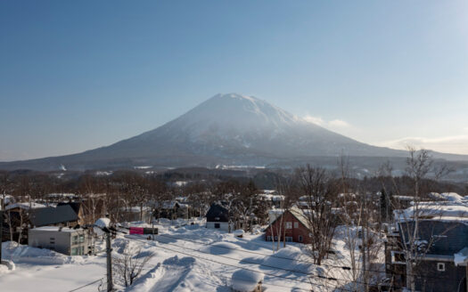 Middle Hirafu 839 Sqm Yotei View Land