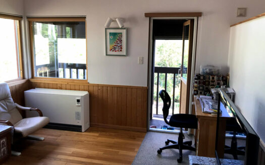 Developer`s Office-House with Mt. Youtei views