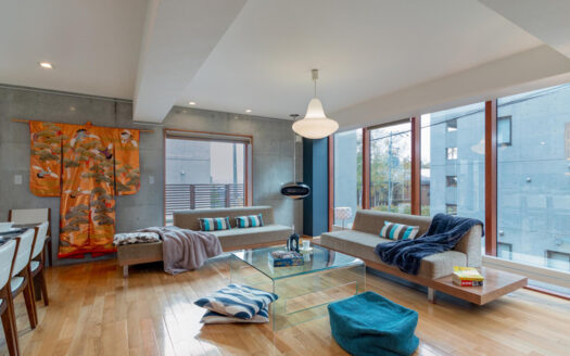 Asanagi – Niseko Hirafu Dual Key House