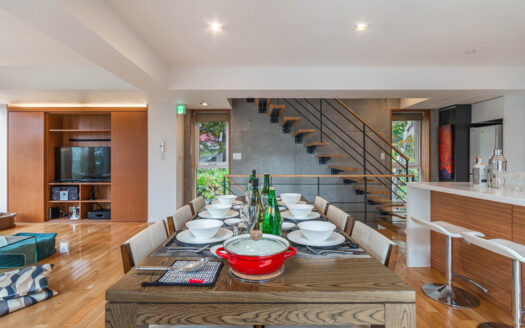 Asanagi – Niseko Hirafu Dual Key House