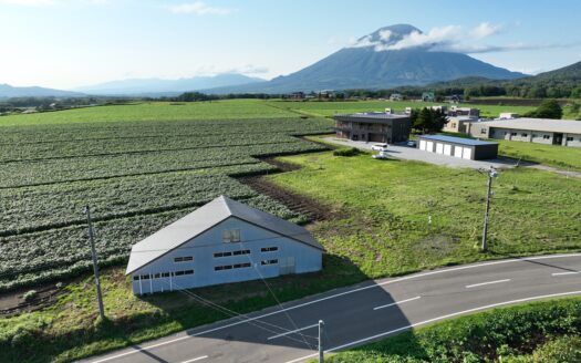 Rusutsu Barn Project