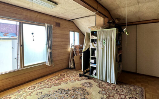 5-Bedroom Garden House