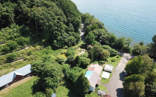 Toya Lakeside 1,100 Tsubo