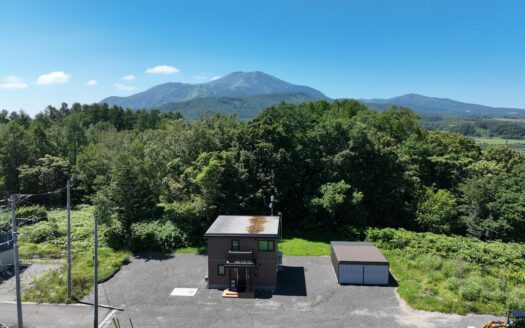Takasago H House: Kutchan