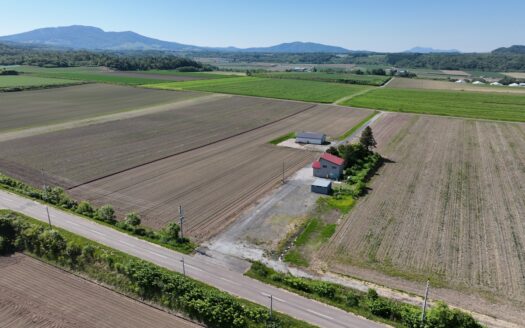 Makkari Country Farm House