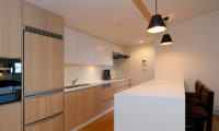 Forest Estate Modular Kitchen | Middle Hirafu