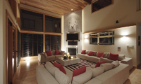 Zekkei Living Room at Night | Lower Hirafu