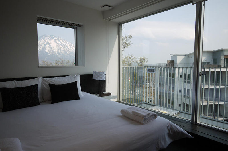 Kira Kira Bedroom with Balcony | Upper Hirafu