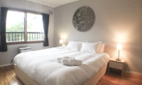 Annupuri Lodge Bedroom with Wooden Floor | Annupuri