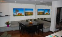 Big Valley Dining Area with Sofa | Lower Hirafu