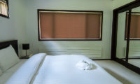 Casa La Mont Bedroom with Mirror | Annupuri