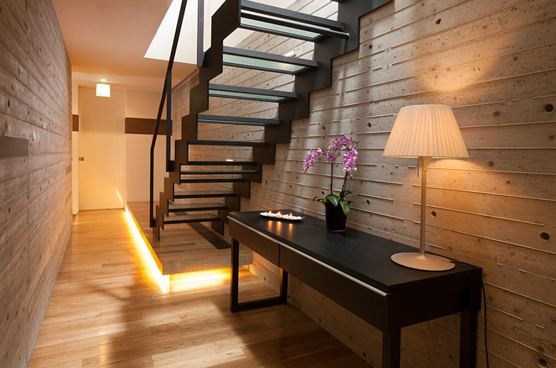 Glasshouse Up Stairs | Lower Hirafu