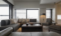 Hinzan Penthouse Lounge | Middle Hirafu