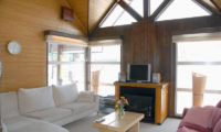Jurin Cottage Lounge Area with TV | East Hirafu
