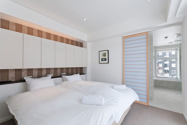 Kizuna Two Bedroom Premium Master Bedroom | Upper Hirafu