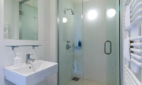 Niseko Landmark View Bathroom with Shower | Upper Hirafu