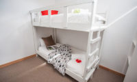 Itoku Bunk Beds | Middle Hirafu