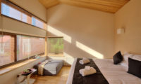 Tsubaki Bedroom with Seating Area | Lower Hirafu