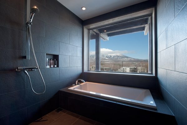 Akatsuki Bathroom with Bathtub | Middle Hirafu Village