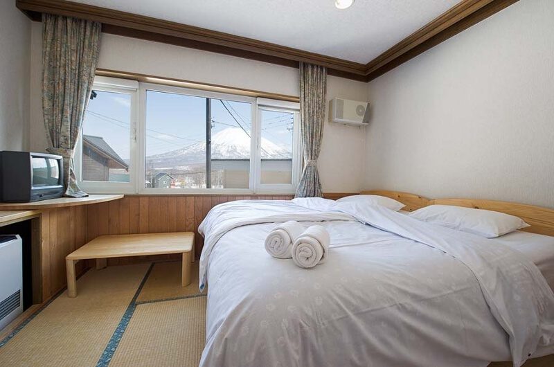 Slowlife Niseko Bedroom with Mountain View | East Hirafu
