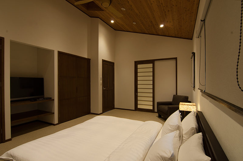 Snowbird Bedroom with TV | Annupuri