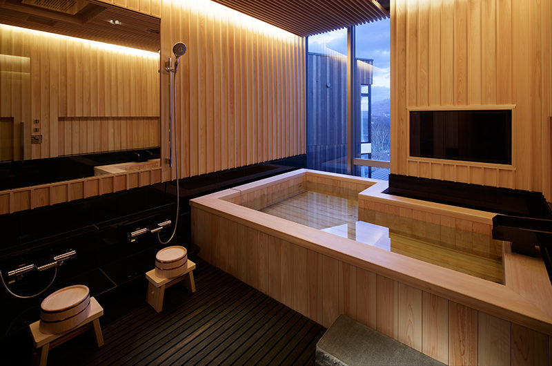 Terrazze Niseko Four Bedroom Yotei Panorama Penthouse Bath and Showers | Middle Hirafu