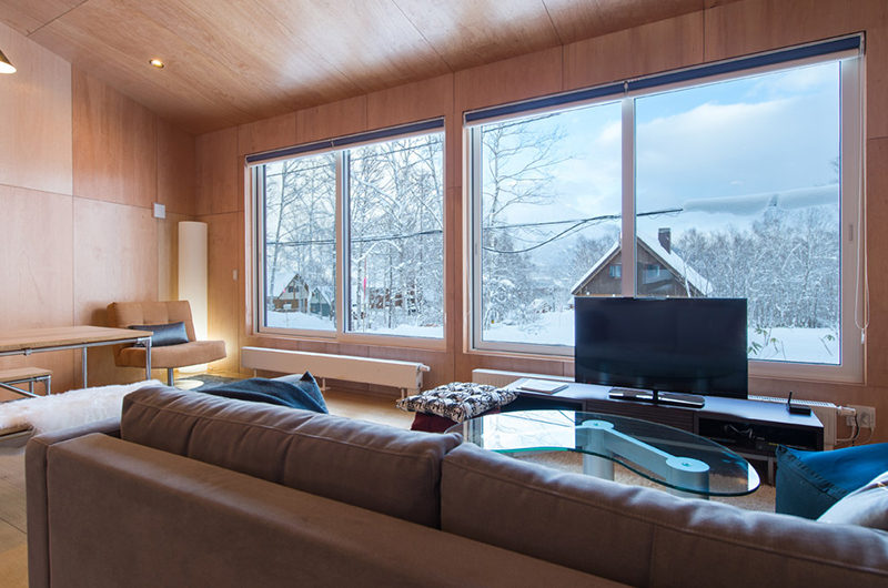 Heiwa Lodge Living Room Views | West Hirafu