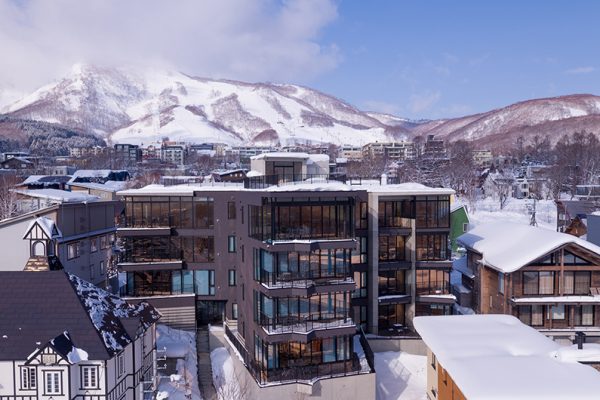 Aspect Niseko Outdoor View with Mountain | Middle Hirafu Village