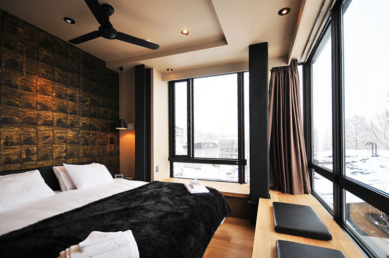 Matthew Suites Bedroom with Wooden Floor | Middle Hirafu