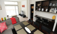 Neyuki Townhouses Living and Dining Area | Middle Hirafu