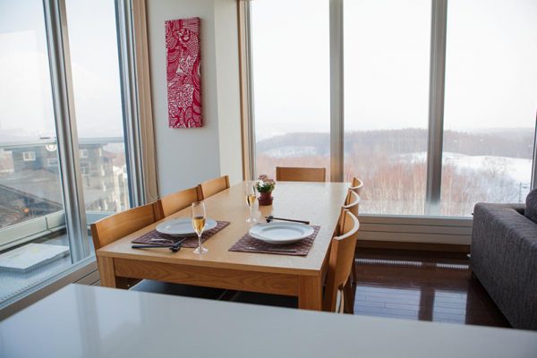 Snow Crystal Dining Area with Outdoor View | Upper Hirafu