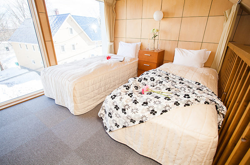 Yotei Cottage Twin Bedroom | Lower Hirafu