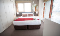 Yume Basho Bedroom with Carpet | Lower Hirafu