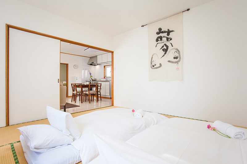 Yume House Japanese Style Twin Bedroom View | Middle Hirafu