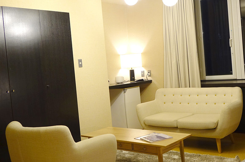 Ebina Chalet and Lodge Bedroom Seating Area | Moiwa