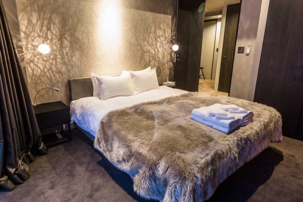 Haven Niseko Bedroom at Night | Middle Hirafu