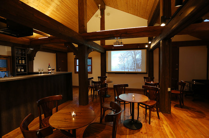 Bliss Lodging Lounge Bar | East Hirafu