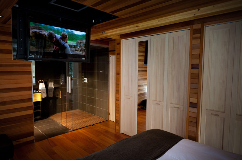 One Happo Bedroom with TV | Happo Village